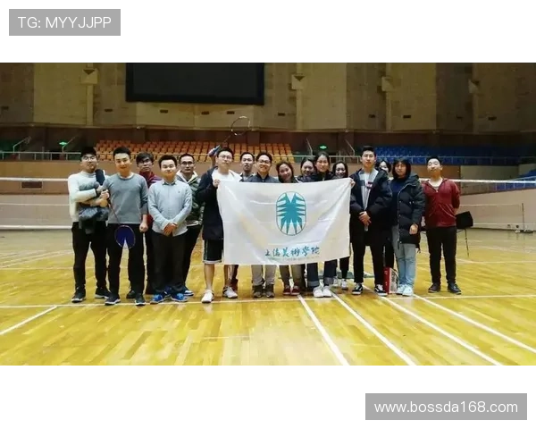 上海羽毛球队的节奏变化与战绩分析探讨 上海羽毛球队的节奏变化与战绩分析探讨