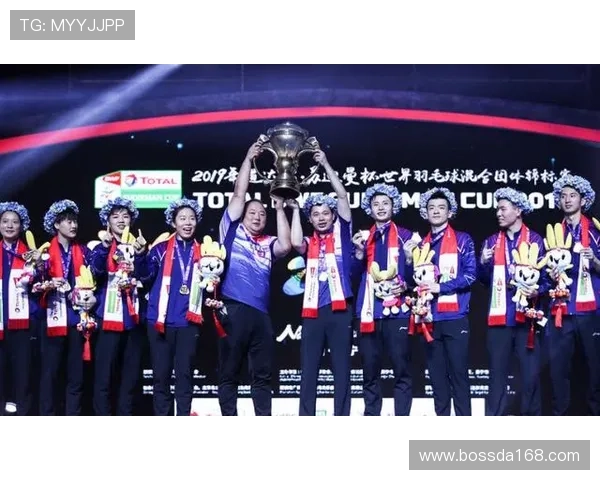 上海羽毛球队技术表现深度解析与大满贯赛事的精彩对比 上海羽毛球队技术表现深度解析与大满贯赛事的精彩对比