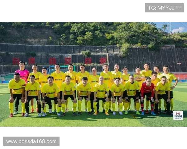 中国足球明星的荣耀与梦想展现了民族自豪感与拼搏精神