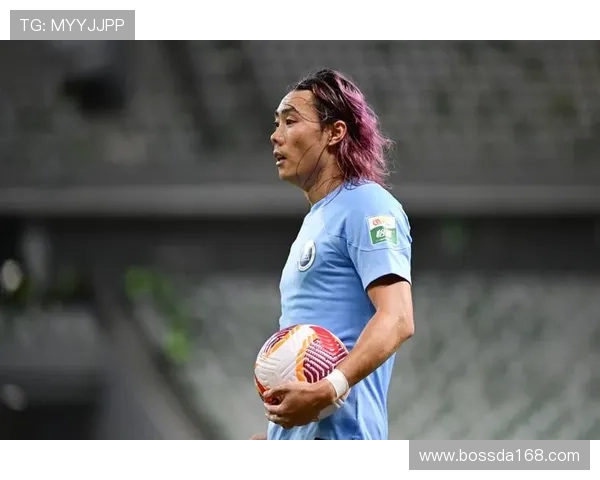 中超足球明星发型大揭秘领略球场风采与时尚潮流的完美结合