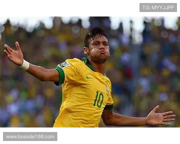 众星齐聚观看足球明星精彩瞬间视频引发热议