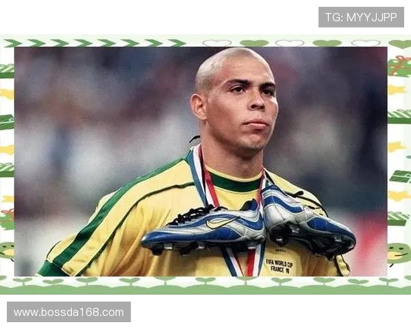 全球前五足球明星的辉煌成就与传奇故事揭秘 全球前五足球明星的辉煌成就与传奇故事揭秘