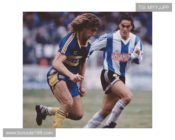 全球足球巨星榜单揭晓50位传奇球员的辉煌与成就回顾